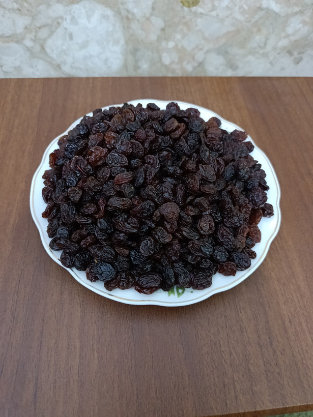 کشمش پلویی سیاه درجه یک
